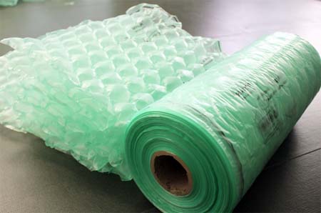Vì sao nên sử dụng túi bóng khí chèn lót thùng carton thay vì các vật liệu khác